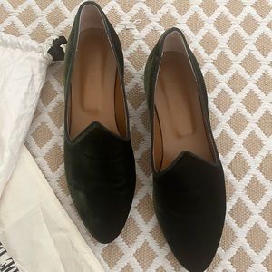 🍏 Le Monde Beryl Green Velvet Slipper / Loafer 🍏